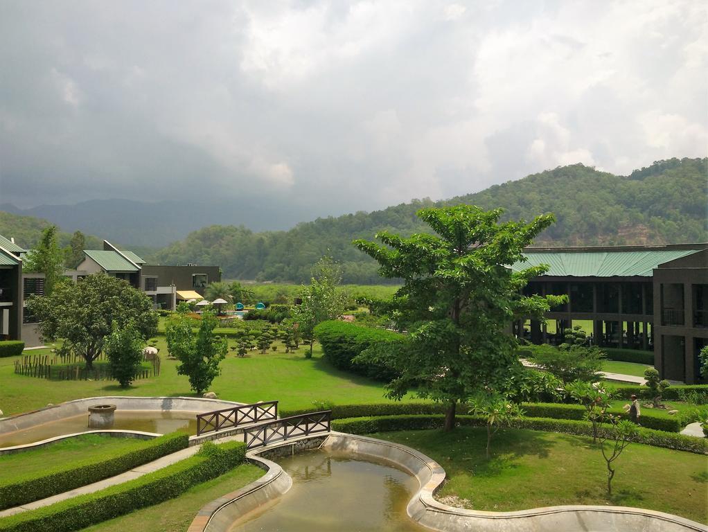 Namah Resort Jim Corbett, A Member Of Radisson Individuals Dhikuli Esterno foto